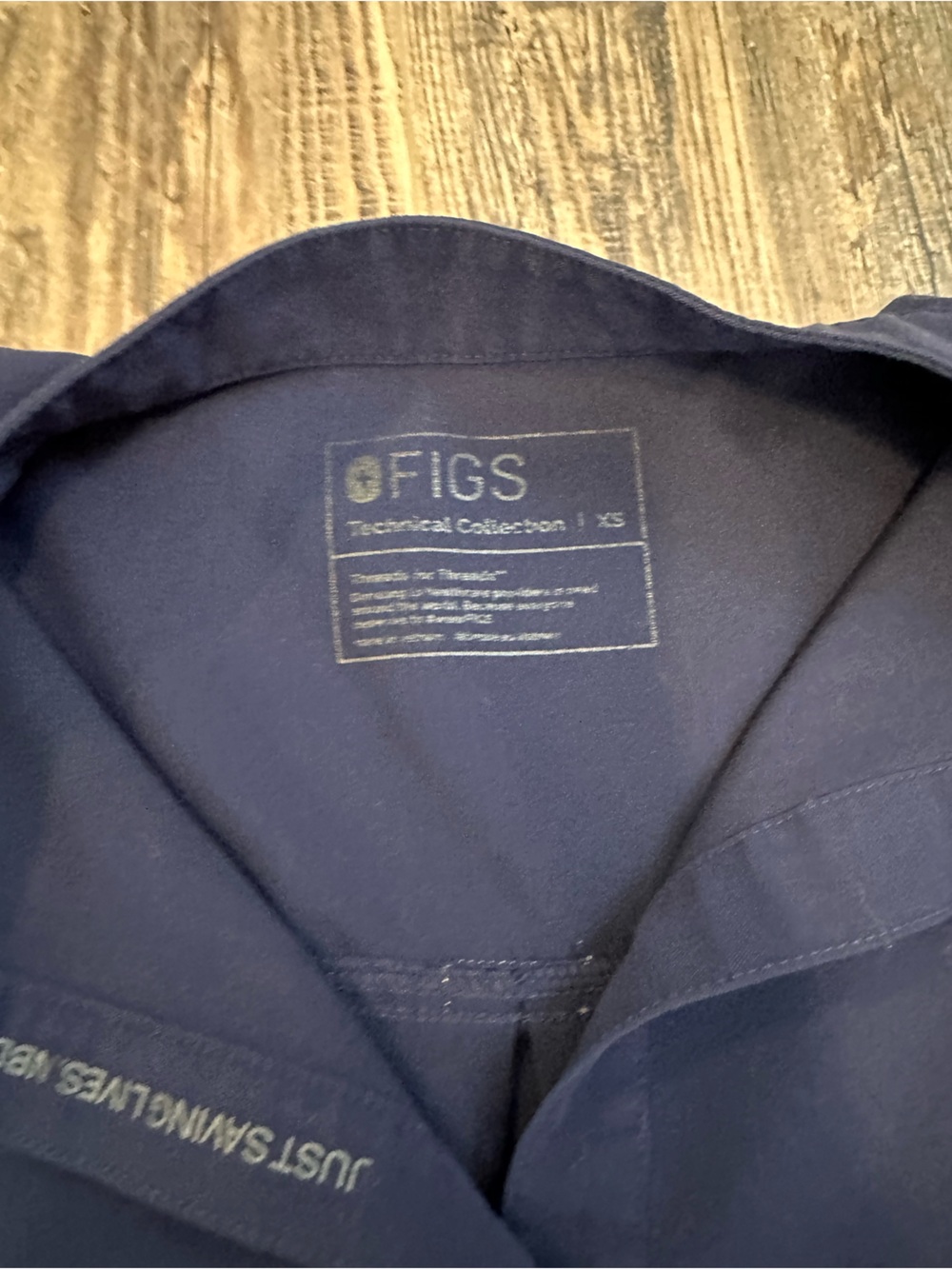Figs Navy Women's Jogger Scrub Set - Picture 4 of 8